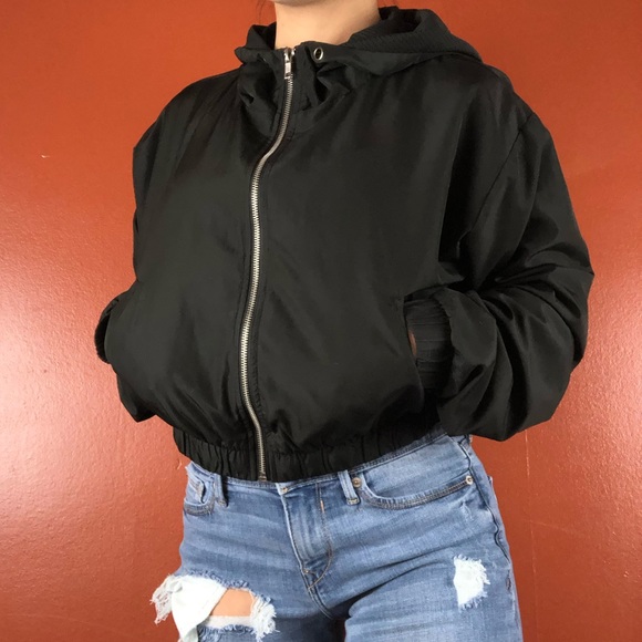 Forever 21 Windbreaker - Picture 1 of 4